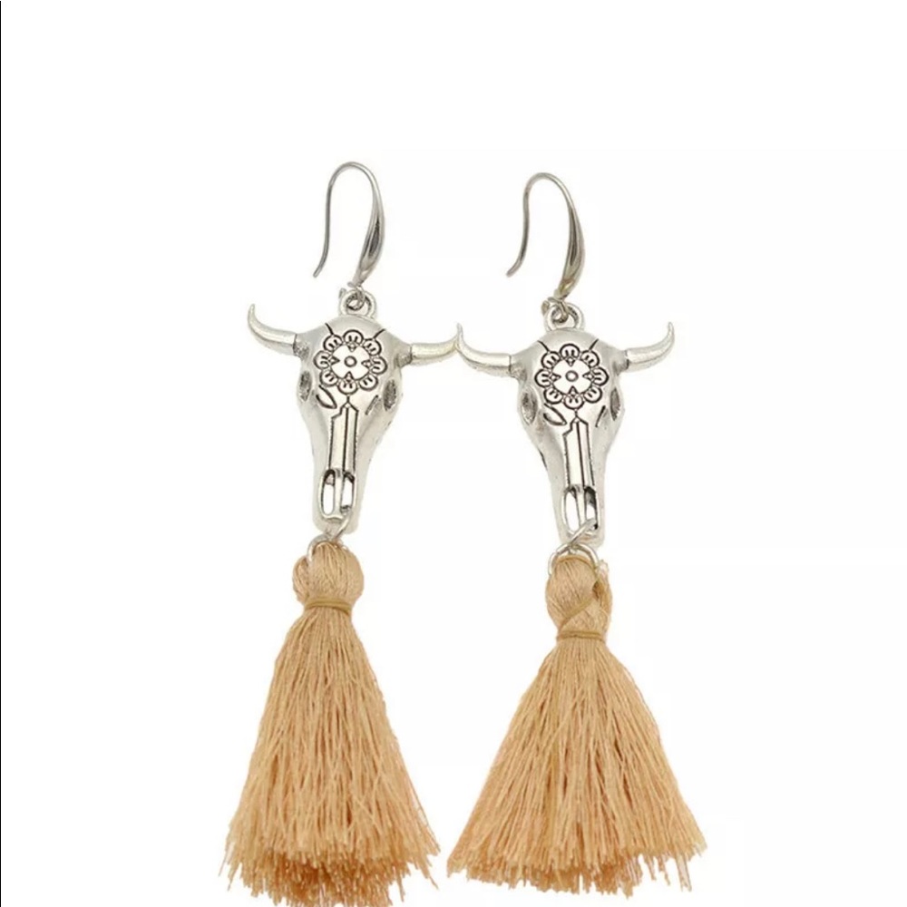 NWT Bull Gold Tassel Earrings